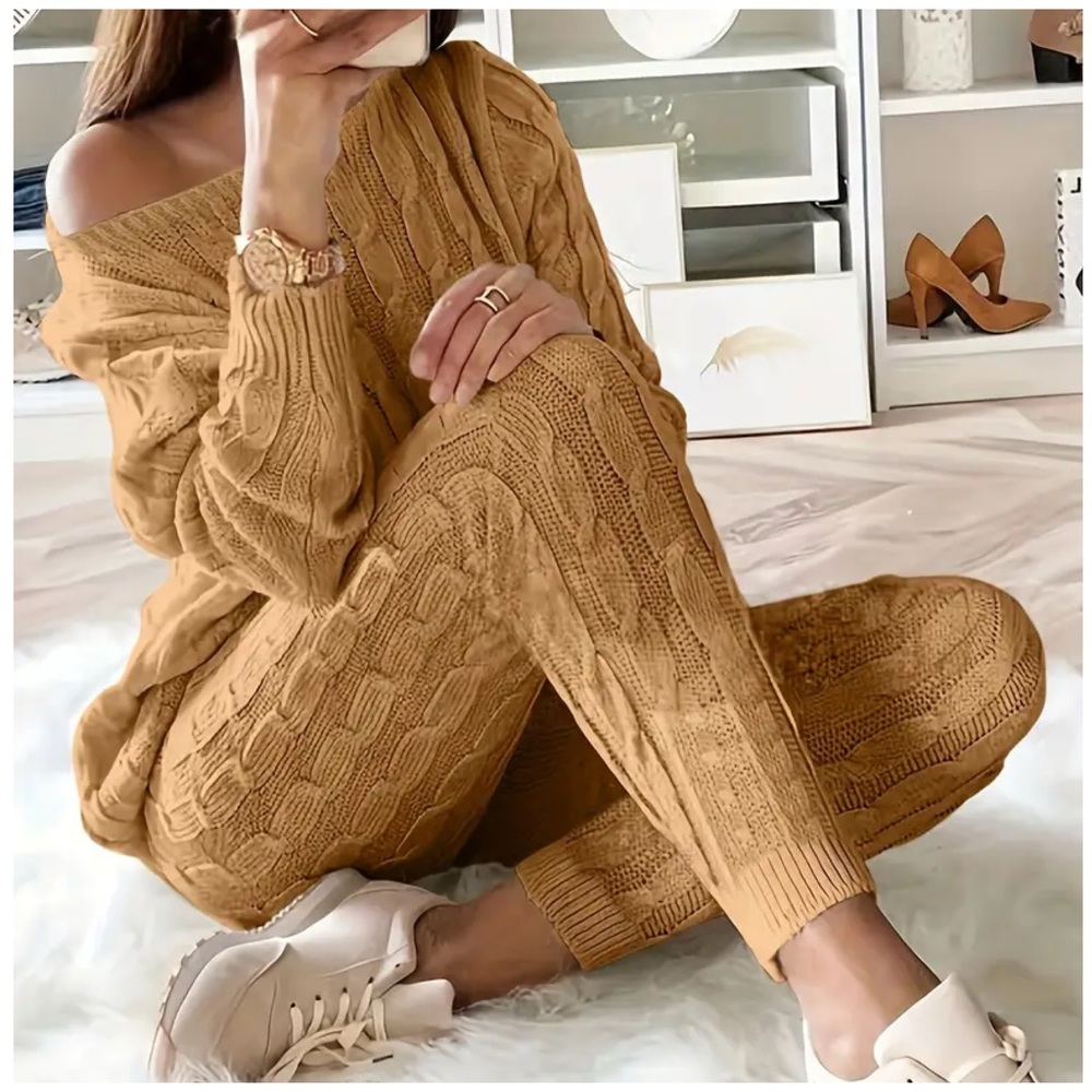 Knitted Set